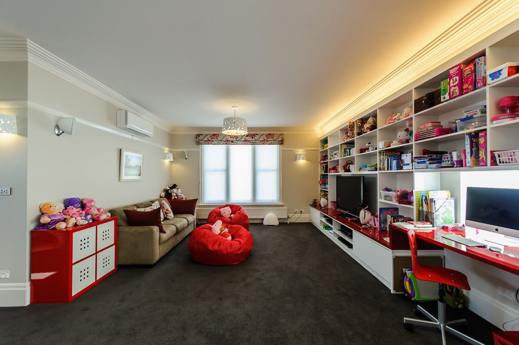 Precision Tech Edwardian Extension and Pool Ivanhoe 64